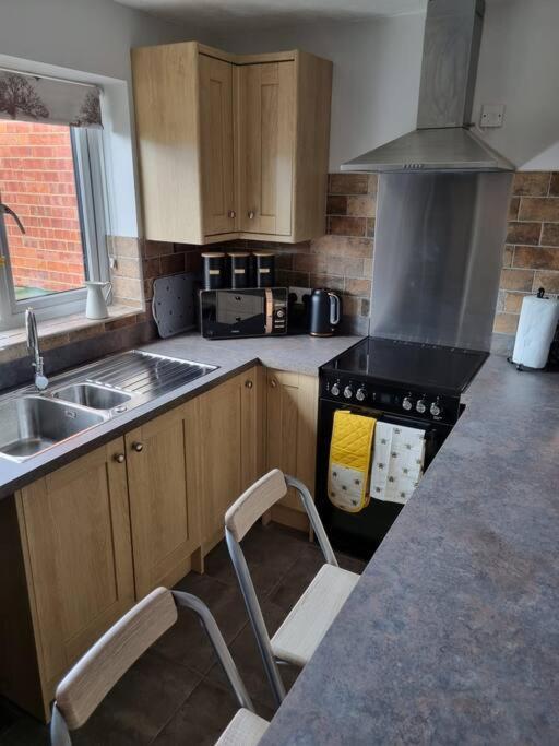 Orleton 41 Mortimer Drive, Ideal Location Near Ludlow מראה חיצוני תמונה